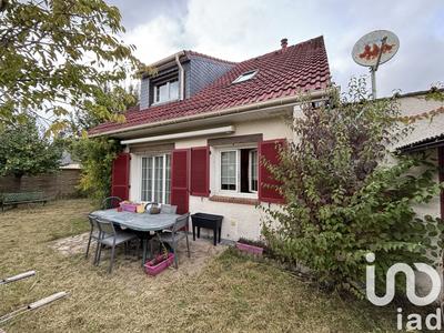 Maison - 93 m² - 5 pièces