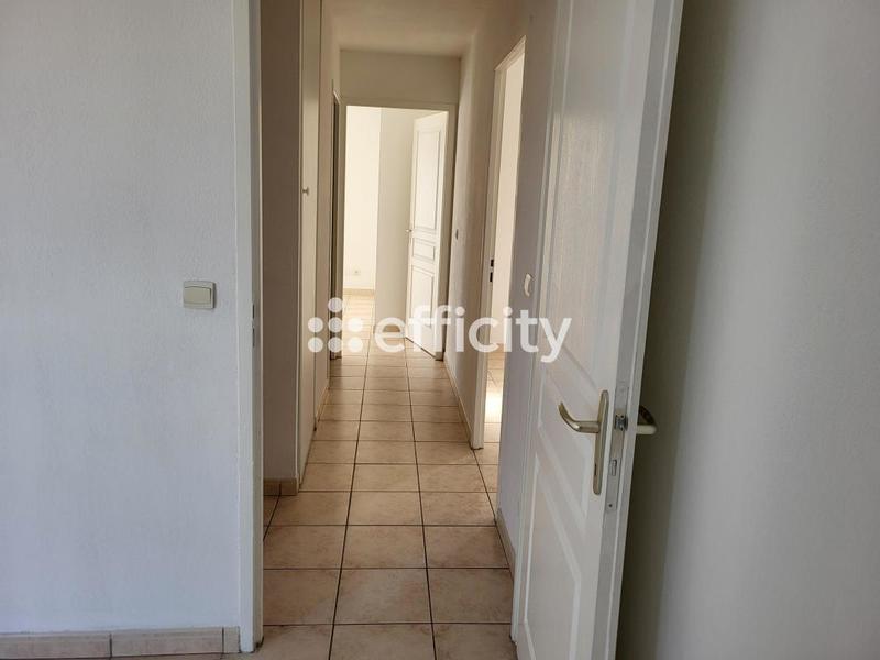 Maison - 76 m² - 4 pièces