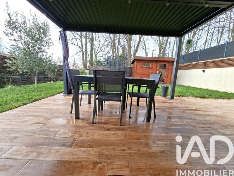 Maison - 98 m² - 4 pièces