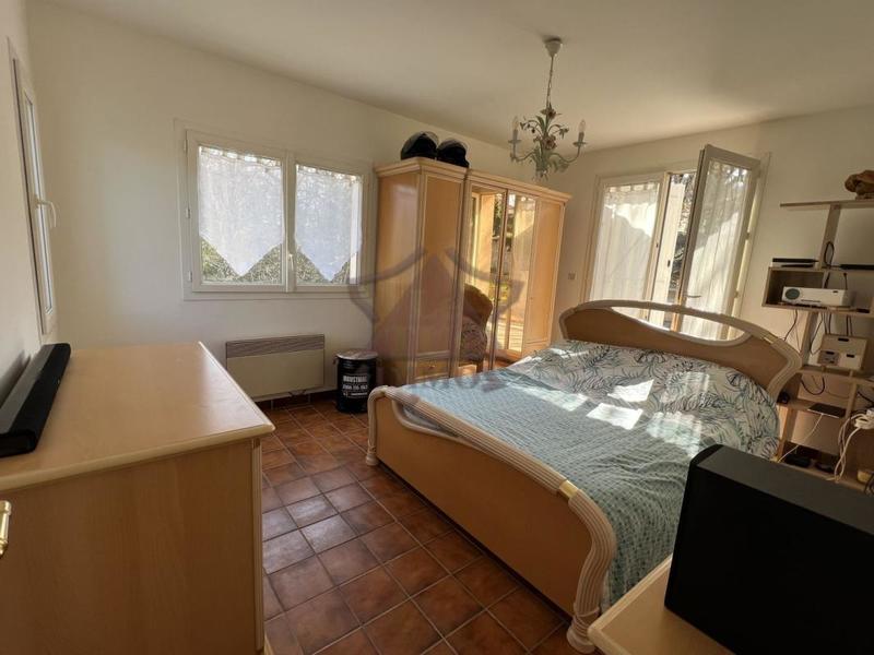 Villa - 177 m² - 7 pièces