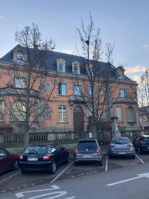 Bureau - 60 m² - 4 pièces