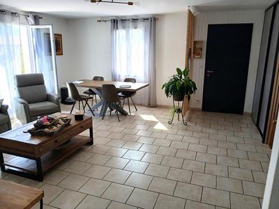 Maison - 84 m² - 4 pièces
