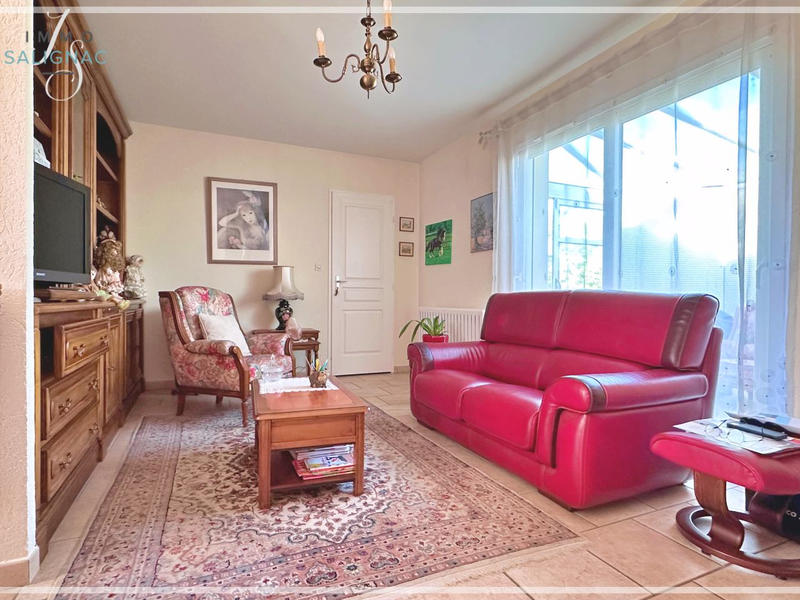 Maison - 121 m² - 5 pièces