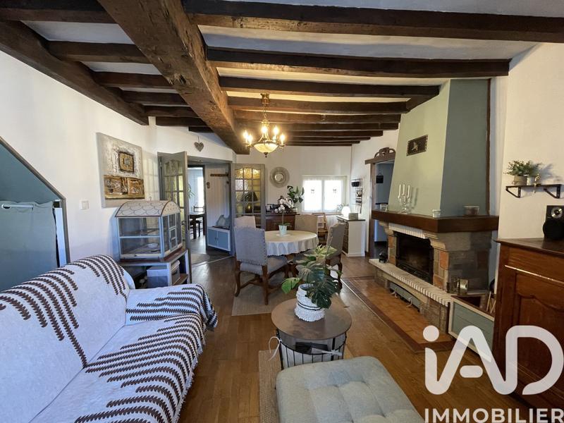 Maison - 151 m² - 8 pièces