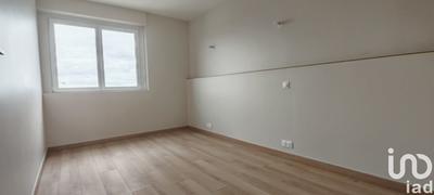 Appartement - 90 m² - 3 pièces