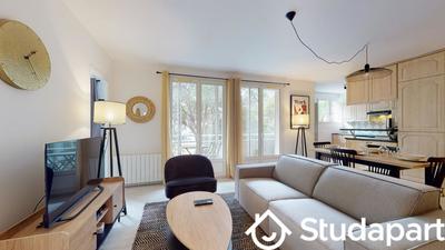 Chambre - 9 m² - 1 pièce