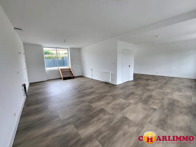 Appartement - 155 m² - 8 pièces