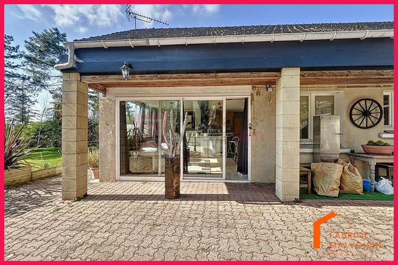 Maison - 99 m² - 4 pièces