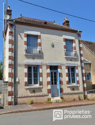 Maison - 87 m² - 5 pièces