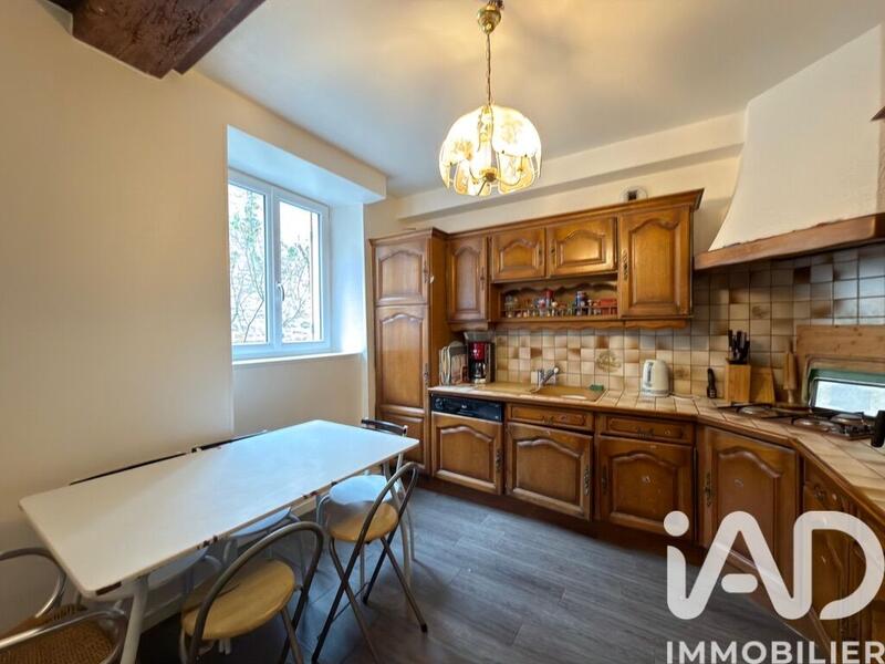 Maison - 96 m² - 4 pièces