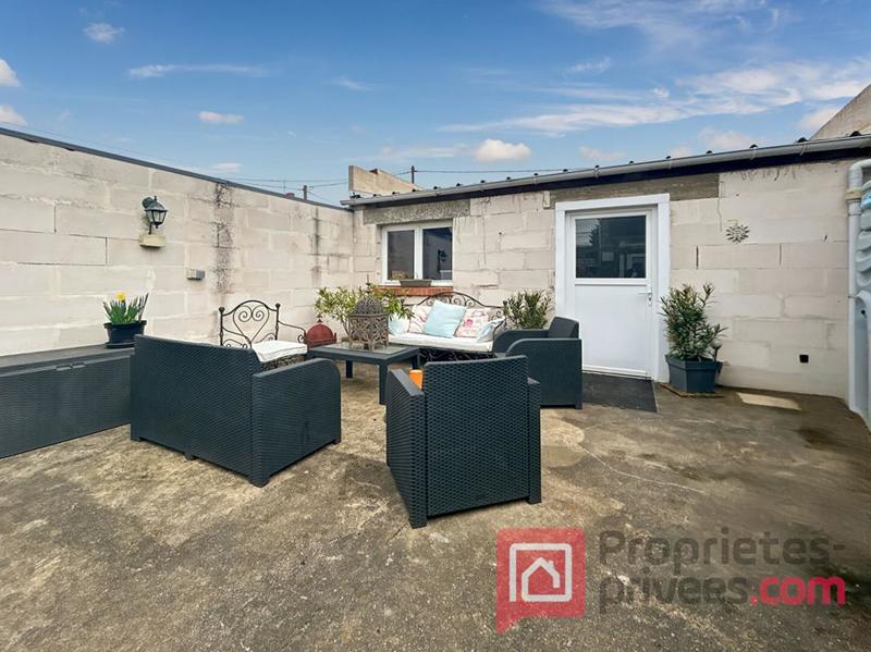 Maison - 130 m² - 1 pièce