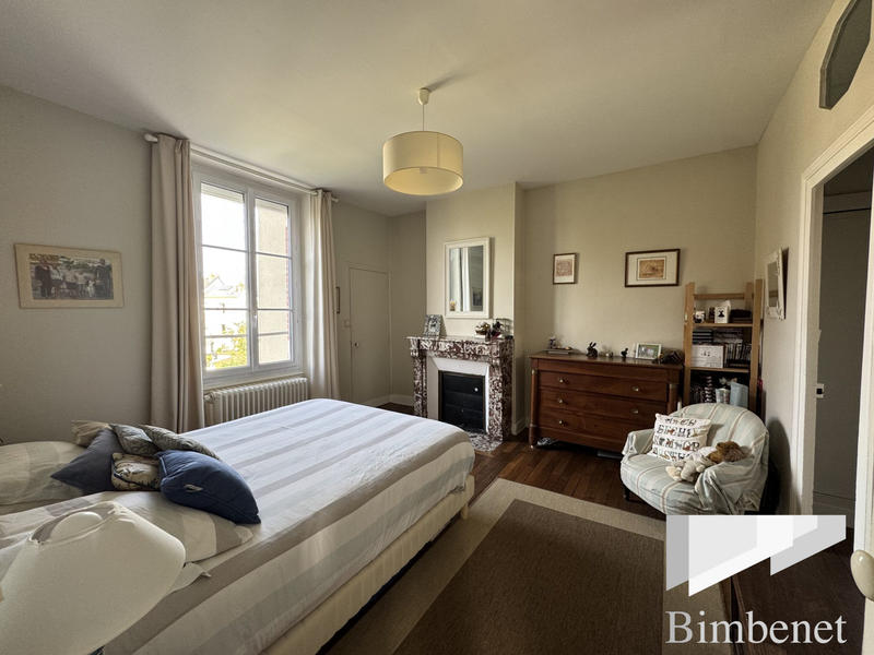 Maison - 172 m² - 8 pièces