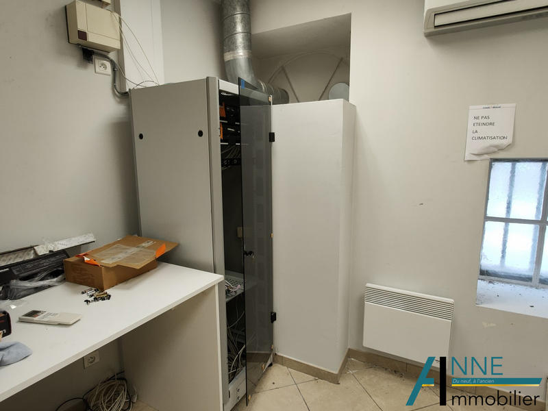 Local commercial - 115 m²