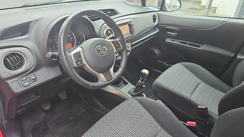 Toyota Yaris 1.3 Vvt-i 99 Dynamic