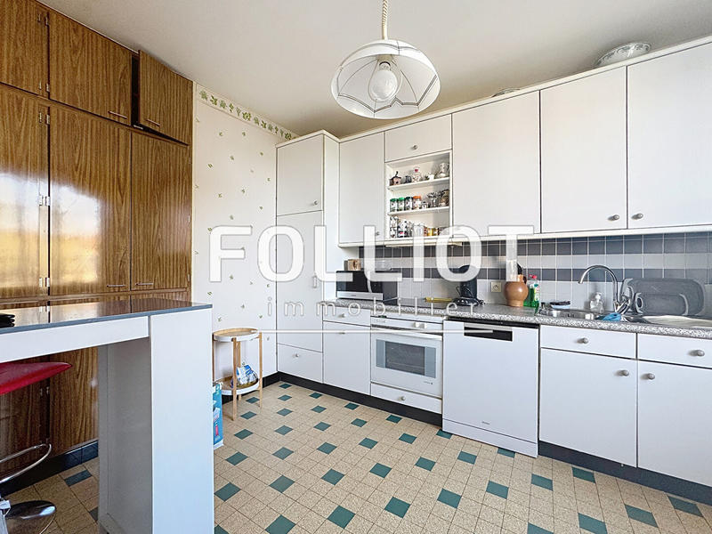 Maison - 110 m² - 4 pièces