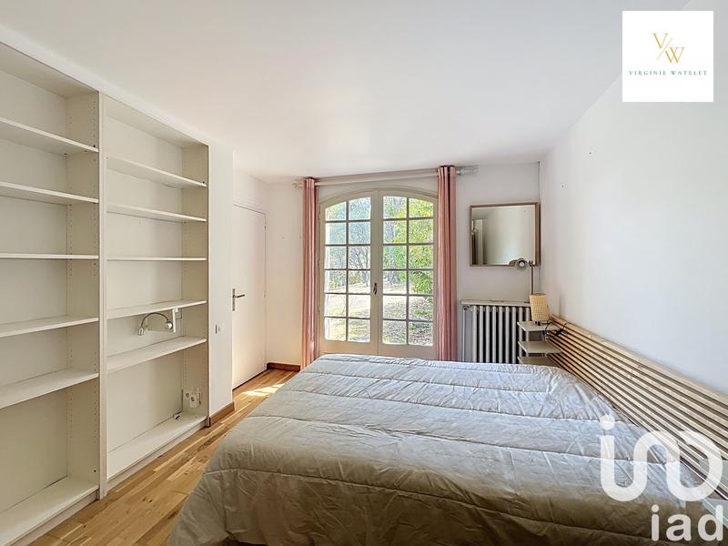 Maison - 274 m² - 10 pièces