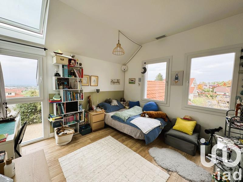 Maison - 190 m² - 6 pièces