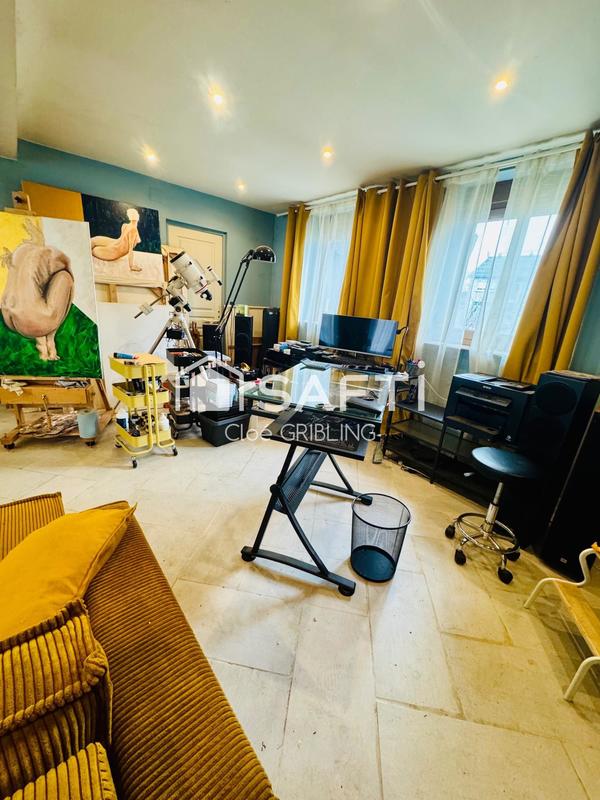 Maison - 105 m² - 5 pièces