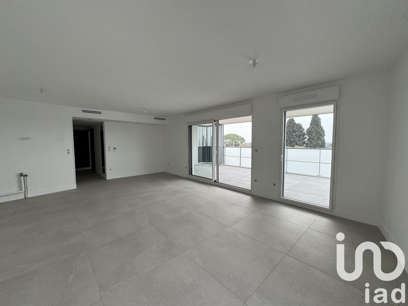 Appartement - 80 m² - 3 pièces