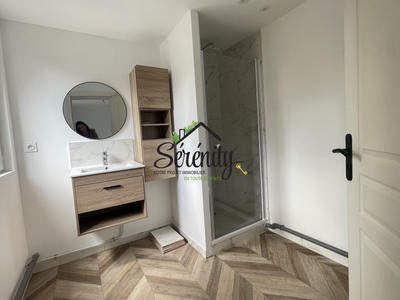 Maison - 77 m² - 6 pièces