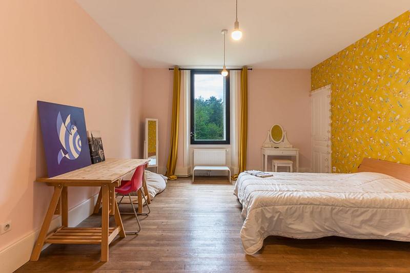 Demeure - 467 m² - 17 pièces