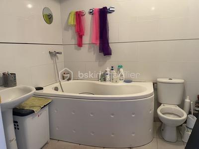 Pavillon - 147 m² - 7 pièces