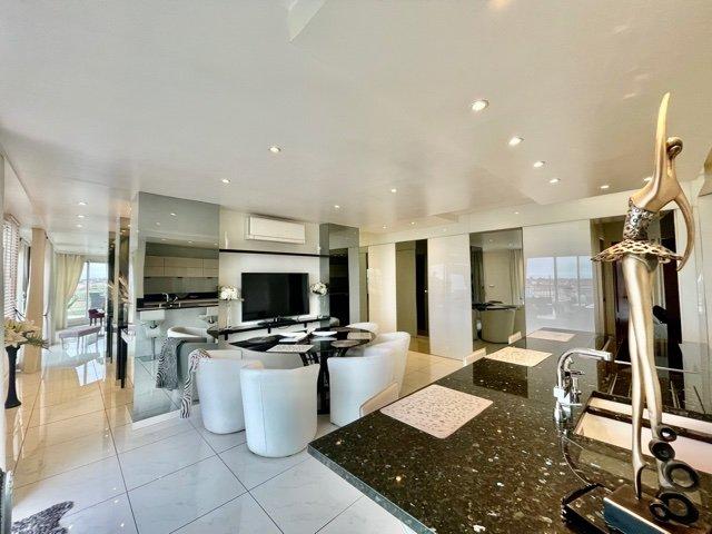 Villa sur toit - 138 m² - 4 pièces