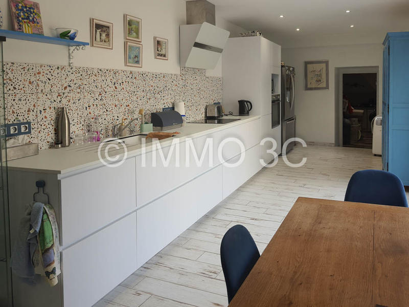 Maison de ville - 197 m² - 10 pièces