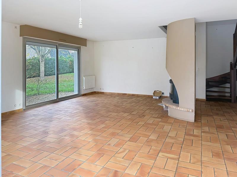 Maison - 155 m² - 6 pièces