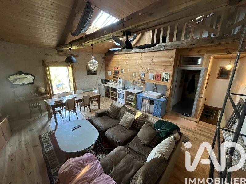 Maison - 350 m² - 11 pièces