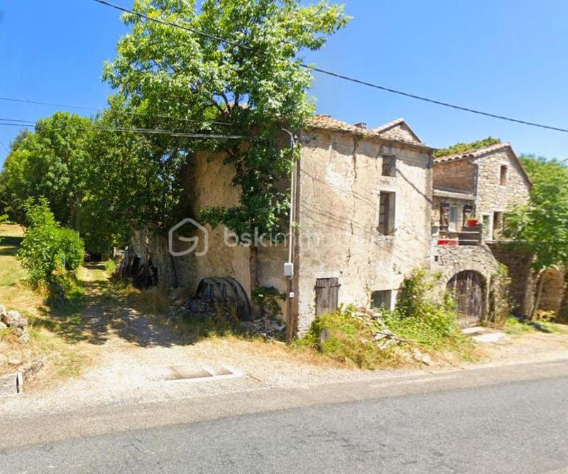 Maison ancienne - 86 m² - 1 pièce