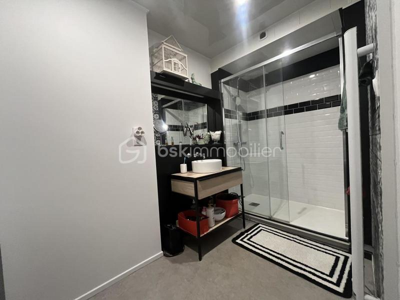 Appartement - 94 m² - 4 pièces