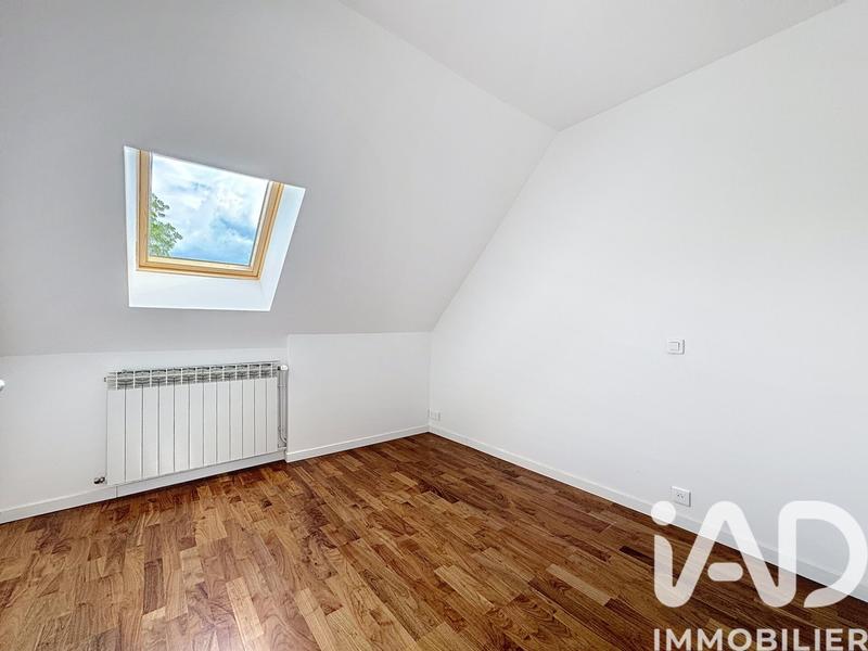 Maison - 185 m² - 9 pièces