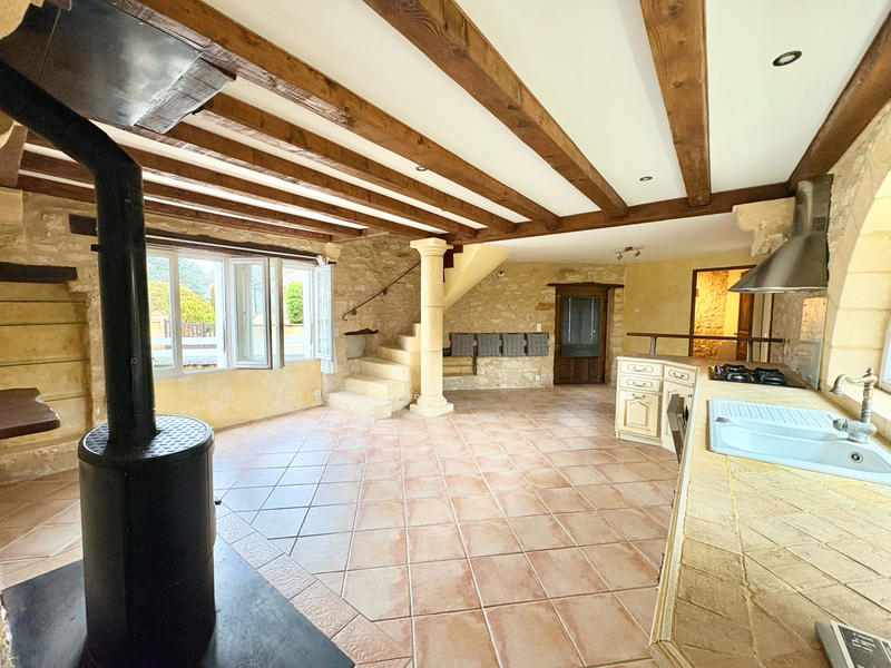 Maison - 94 m² - 4 pièces