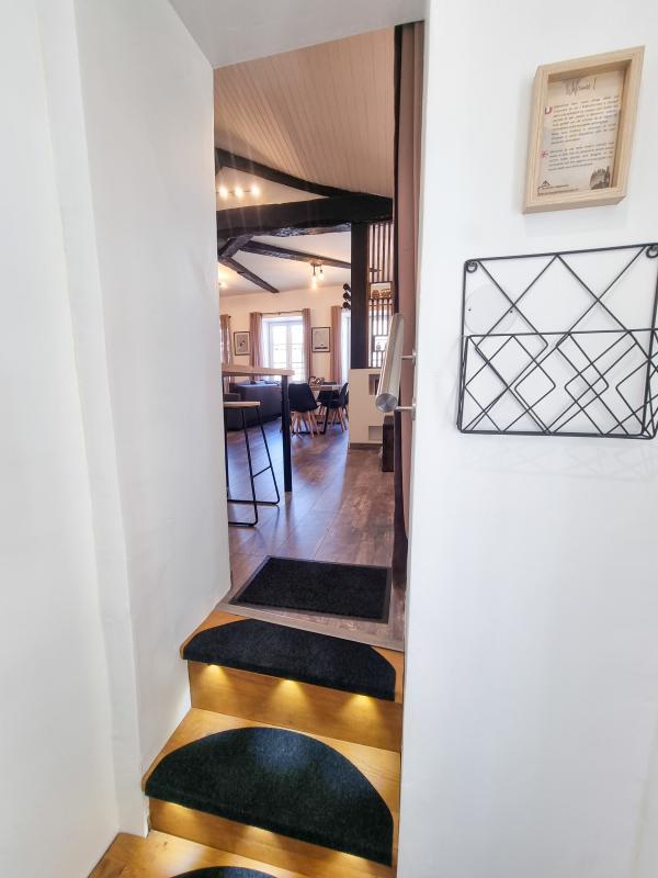 Immeuble - 104 m² - 5 pièces