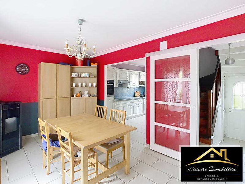 Maison - 104 m² - 7 pièces