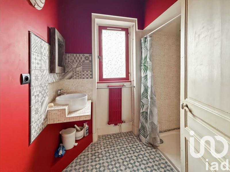 Maison - 207 m² - 9 pièces