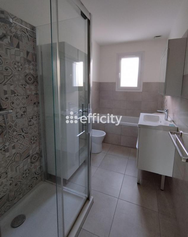 Maison - 116 m² - 6 pièces