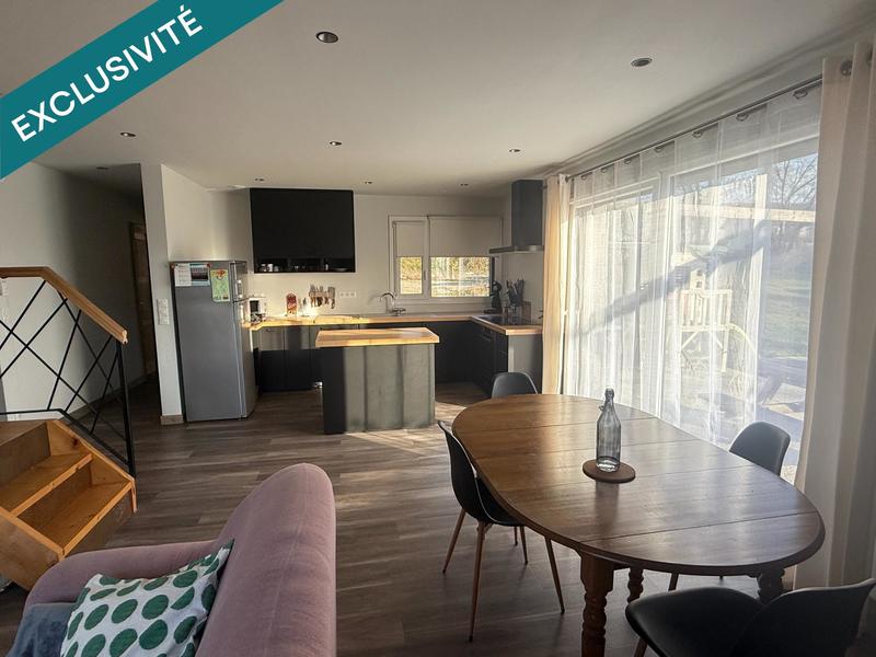 Maison - 100 m² - 5 pièces