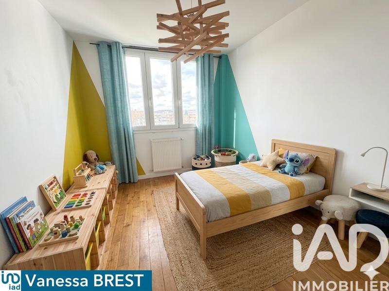 Appartement - 81 m² - 4 pièces