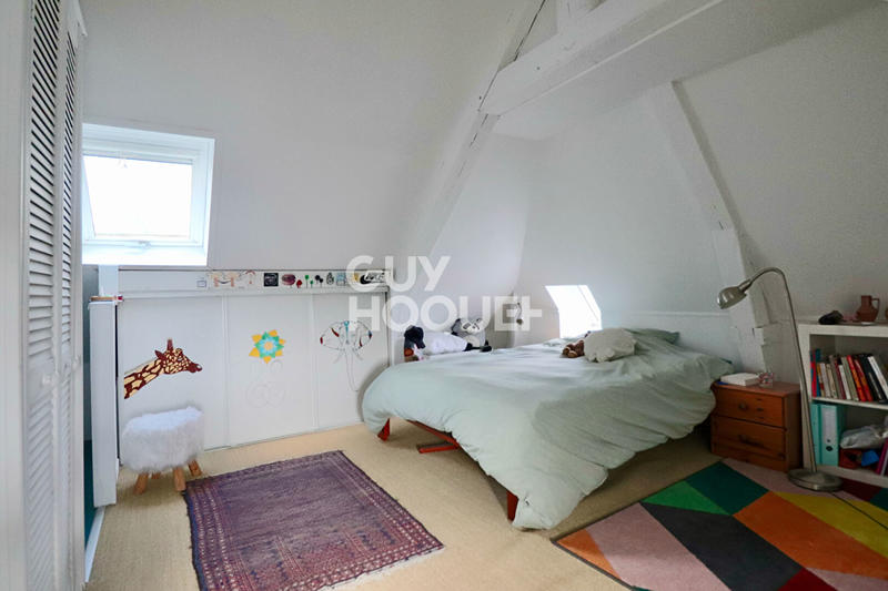 Maison - 224 m² - 8 pièces