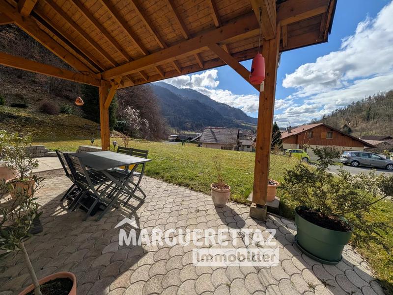 Maison - 108 m² - 4 pièces