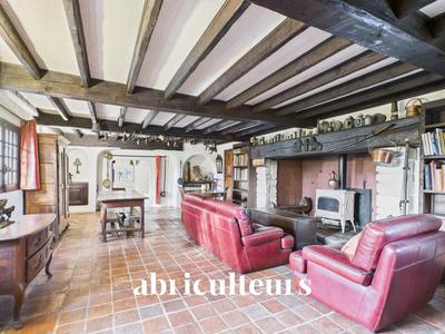 Maison - 233 m² - 7 pièces