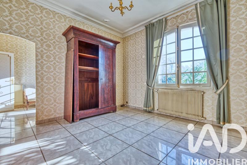 Maison - 283 m² - 10 pièces
