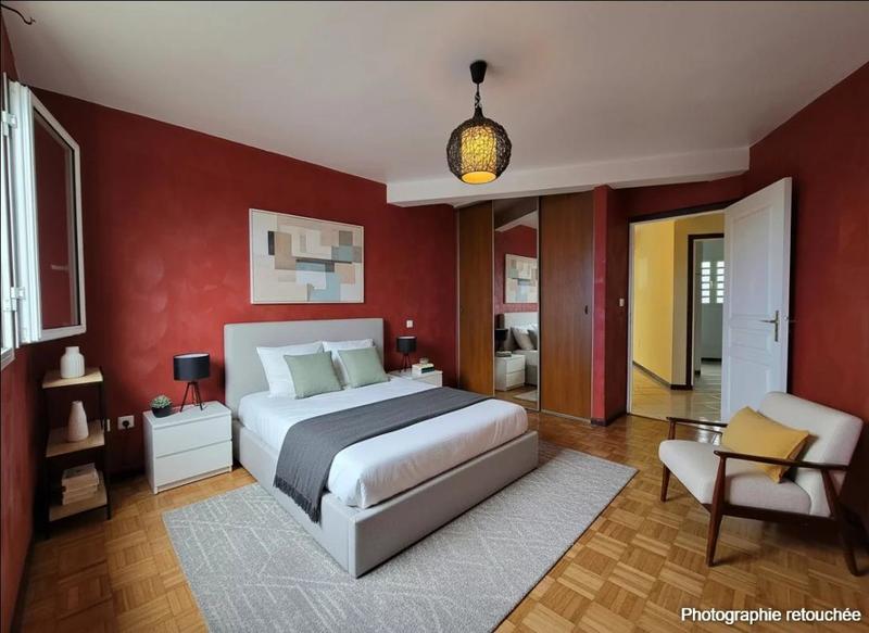 Maison - 206 m² - 4 pièces