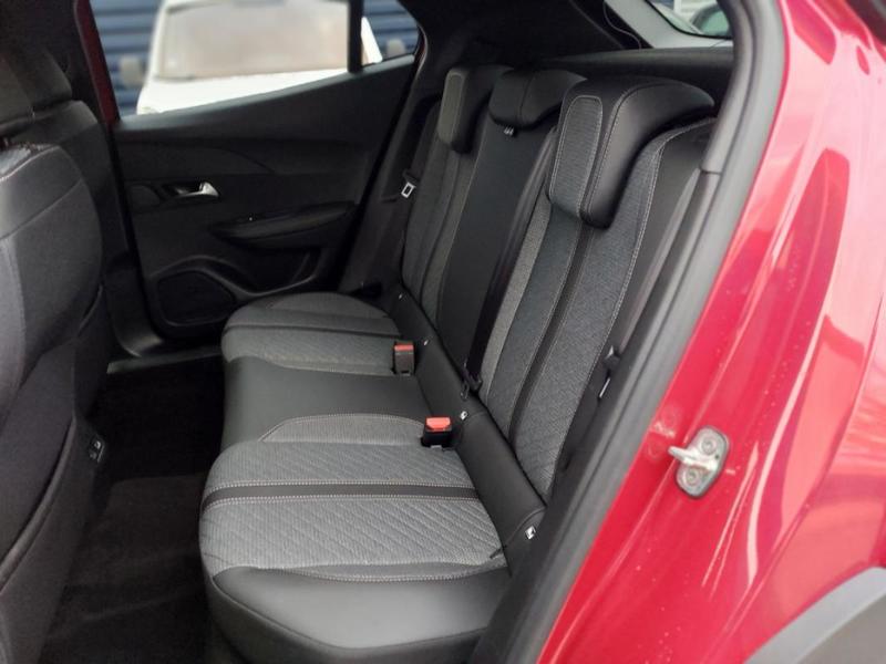 Peugeot 2008 II 100 ch Allure / Pack Navigation Vision Peinture Spécial Rouge Elixir 6 238 Km
