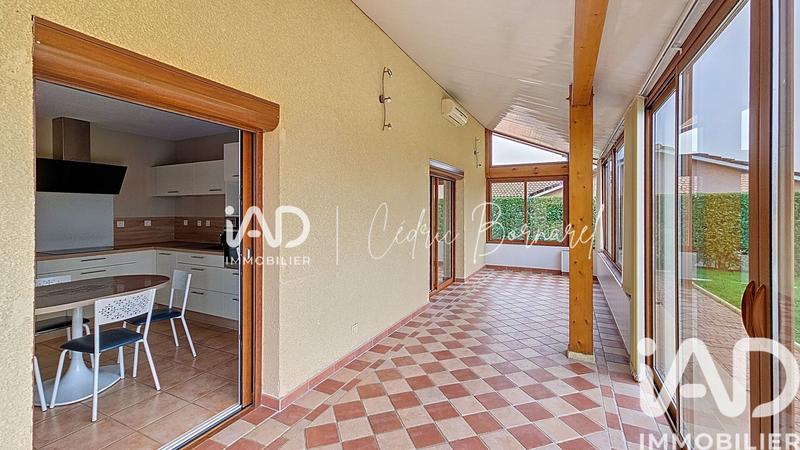 Maison - 182 m² - 7 pièces