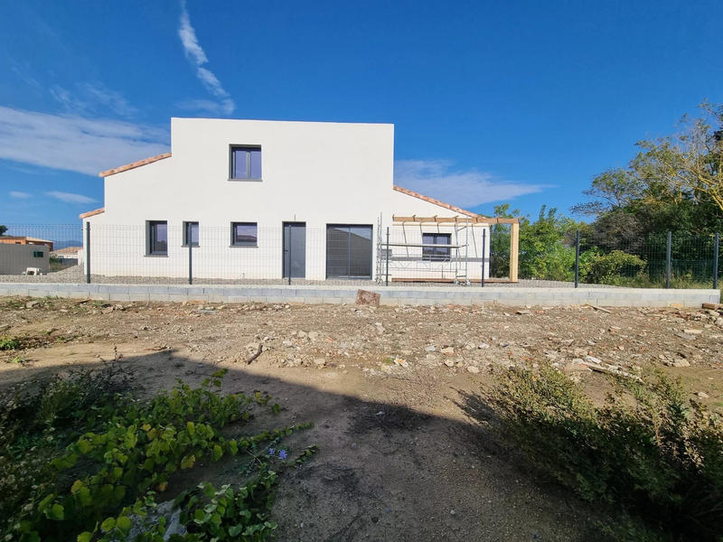 Villa - 97 m² - 5 pièces