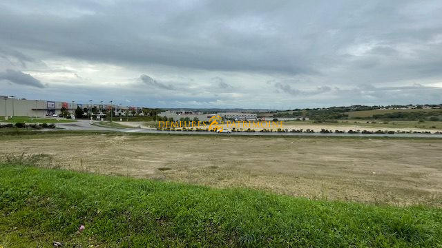 Local commercial - 1 080 m²