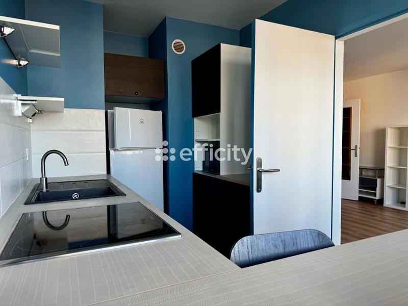 Studio - 32 m² - 1 pièce